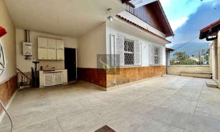 Casa para Venda em Teresópolis, Tijuca, 2 dormitórios, 1 banheiro, 1 vaga