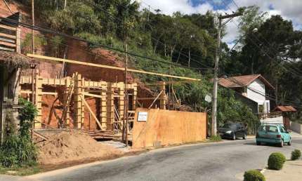 Terreno à venda na Rua Oscar José da Silva, 348, Pimenteiras, Teresópolis