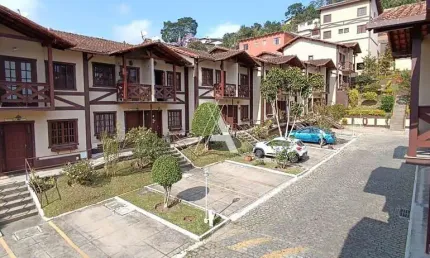 Casa para Venda em Teresópolis, Tijuca, 2 dormitórios, 2 banheiros, 1 vaga