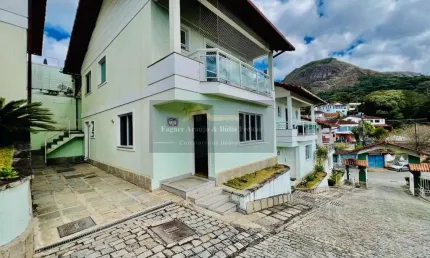 Casa para Venda em Teresópolis, Iucas, 4 dormitórios, 1 suíte, 3 banheiros, 1 vaga