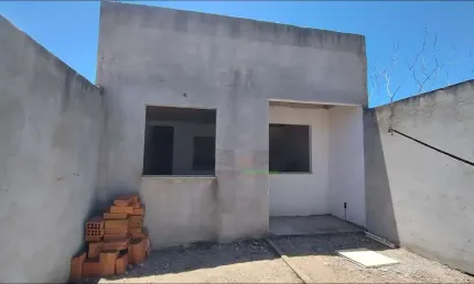 Casa para Venda em Macaé, Parque União, 2 dormitórios, 1 suíte, 2 banheiros, 1 vaga