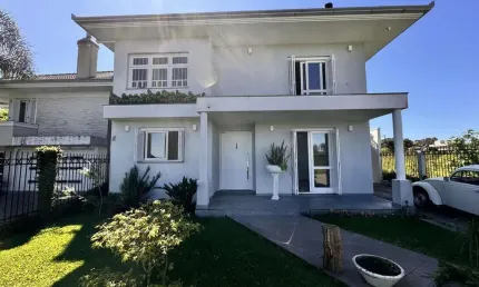 Casa com 3 quartos à venda no São Roque, Bento Gonçalves , 230 m2 por R$ 1.990.000