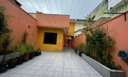 Sobrado com 3 dormitórios à venda, 200 m² por R$ 850.000,00 - Vila Pires - Santo André/SP