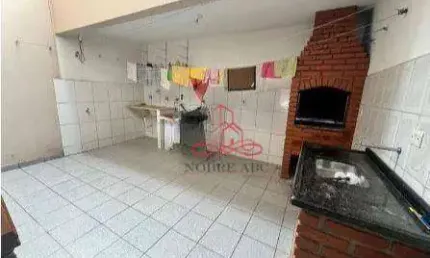 Sobrado com 3 Quartos e 6 banheiros à Venda, 150 m²