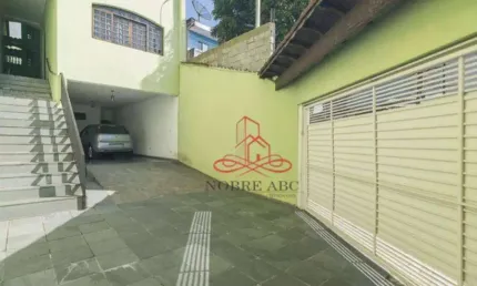 Sobrado com 3 dormitórios à venda, 266 m² por R$ 600.000,00 - Vila Eldízia - Santo André/SP