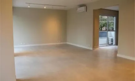 Apto a venda com 3 suites, Moema! Totalmente reformado!