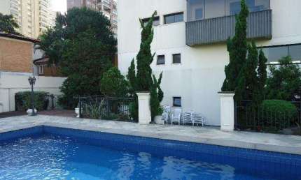 Parque da Aclimação, apartamento reformado com 320m²