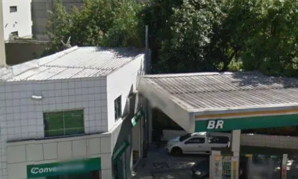 O proprietário estuda permuta por imóvel de menor valor
