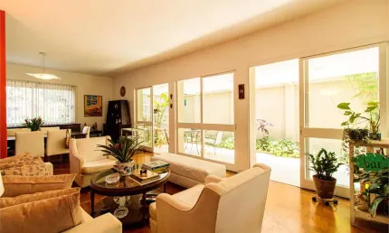 CHARMOSA CASA NO PACAEMBU, JARDIM DE INVERNO E ESPAÇO GOURMET VENHA CONHECER COM 4 DORMITÓRIOS !!!!!