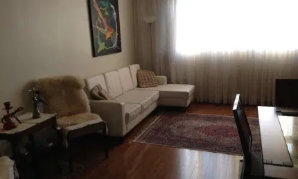 Apartamento de 108 m² na Vila Mariana com 2 dormitórios, 1 suíte e 1 vaga de garagem.