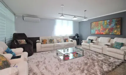 Linda casa alto padrão na vila mariana com 3 suítes
