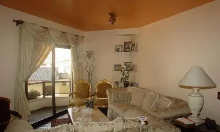 Oportunidade! 180m² na aclimação! 3 quartos são suítes e 3 vagas!