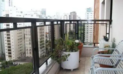 Apartamento amplo e confortavel em Moema,para quem gosta de morar bem