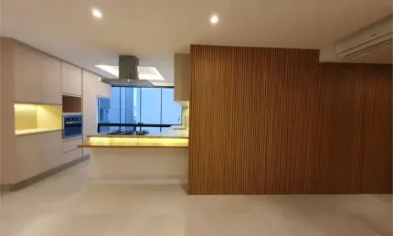 Vendendo cobertura duplex na Vila Olimpia recém reformada!