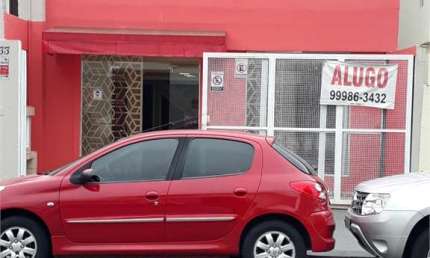 casa comercial no coração de Moema, salão + 3 salas, venha visitar!