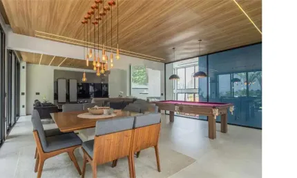 Condominio fechado com quadra de tenis - 511m², 4 suites, piscina, 3 vagas na garagem