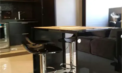 Higienópolis 100m2 com  3 domitórios (1 suíte), 1 vaga, andar baixo
