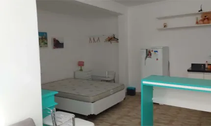 Sobrado com 3 dormitórios, 2 vagas, entrada lateral e edicula