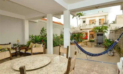 No coração do Brooklin , Belo sobrado com piscina, 5 QUARTOS, 4 VAGAS