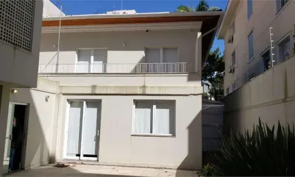 Sobrado para locação  proximo  REBOUÇAS/FARIA LIMA, venha conhecer!