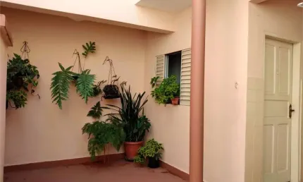 Sobrado  125 m2 com 3 dormitórios , duas vagas de garagem - Excelente Localização!