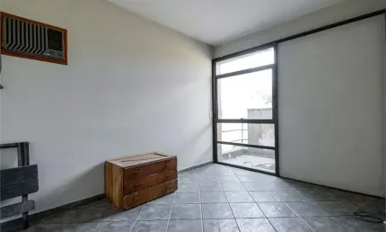 Casa Sobrado a venda em Perdizes (Aluguel incluso IPTU)