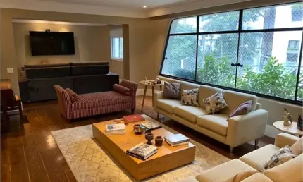 Oportunidade!!!apartamento espaçoso em edifício lindenberg
