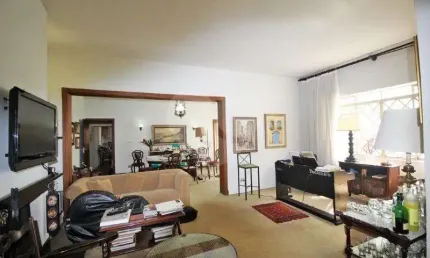 Casa com 3 quartos à venda na Rua Natingui, --, Vila Madalena, São Paulo