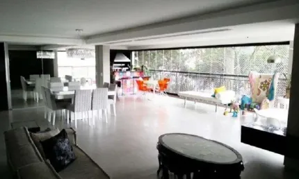 Apartamento com 256 m², 3 suítes, 4  vagas + depósito, lazer completo!
