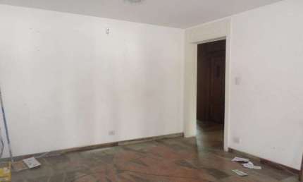 casa comercial a venda  Ponto de Esquina melhor localização para  comercio em Moema