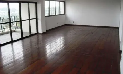 Apartamento à venda de 375 m² no Morumbi com 4 quartos sendo 2 suites e 3 vagas.