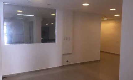 Excelente oportunidade de LOCAÇÃO COMERCIAL na divisa de Vila Nova e Vila Olímpia