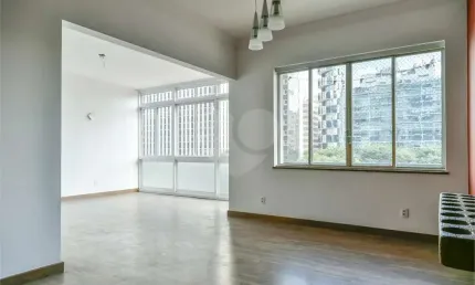 Av. Paulista. Oportunidade! Apto com 2 suites, living com cozinha integrada e varanda