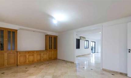 Moema Pássaros com 4 dormitórios e 4 vagas - preço imbatível