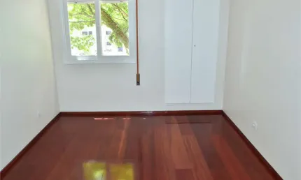 Apartamento à venda ao lado do Metro Moema com 130m²
