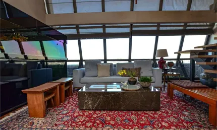 Cobertura Jardim Europa Próxima aos clubes 3 suítes e 3 vagas de garagem