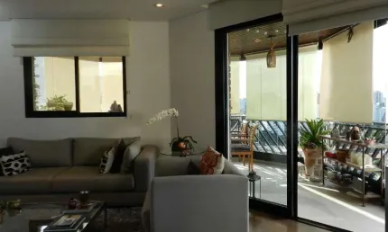APTO COM 03 DORMITORIOS, SENDO 02 SUITES E 03 VAGAS.;