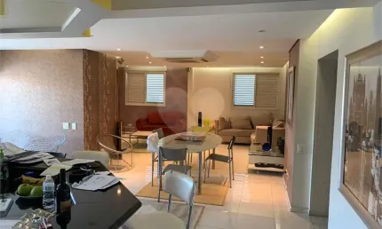 Excelente apartamento duplex com 150 m2, 3 suítes com closet, 4 vagas em Mirandópolis.
