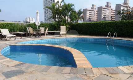 Excelente oportunidade de apartamento no Campo Belo !