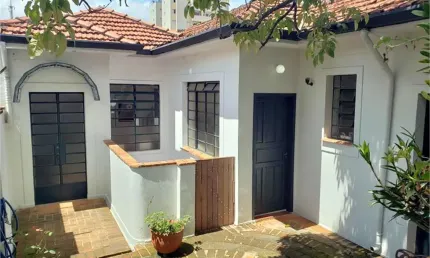 Casa com 3 quartos à venda na Rua Apinajés, --, Sumaré, São Paulo