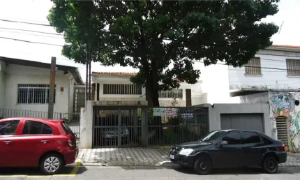 Casa com 3 quartos à venda na Rua Visconde de Aguiar Toledo, --, Campo Belo, São Paulo