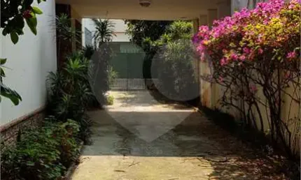 Casa com 5 quartos à venda na Rua Groenlândia, --, Jardim América, São Paulo