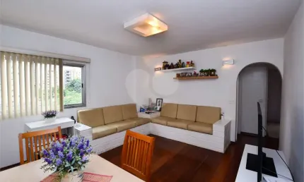 Apartamento com 3 quartos à venda na Avenida Chibarás, --, Moema, São Paulo