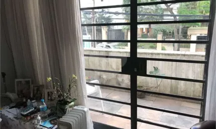 Casa venda e aluga na Alameda Joaquim Eugênio de Lima