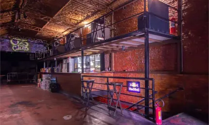 Amplo Salão comercial a venda no Bela Vista, excelente ponto comercial!