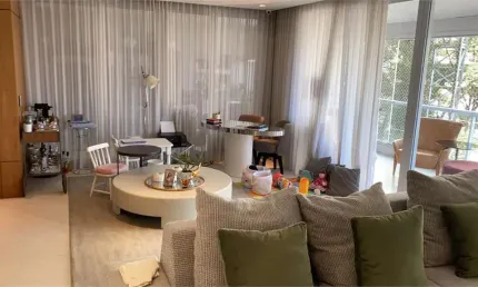 Apartamento com 3 suítes , prédio com lazer de clube