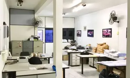 Prédio comercial na rua domingos de morais-multicomércio - proximo ao largo ana rosa.
