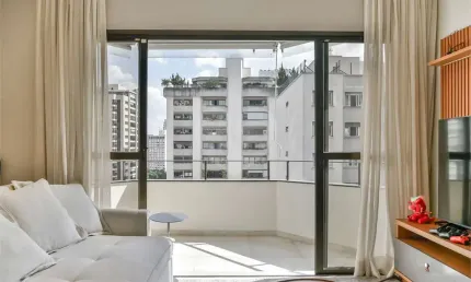 Apartamento todo reformado a venda no paraíso, com 202 m2, ar condicionado, 3 varandas, 3 suítes e 3 vagas