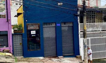 Imóvel Residencial e Comercial com boa Renda. Loja e 2 Moradias. Excelente localização em Perdizes!!