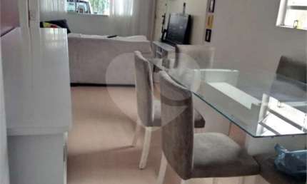 Casa térrea com renda. Oportunidade incrível para seu investimento.